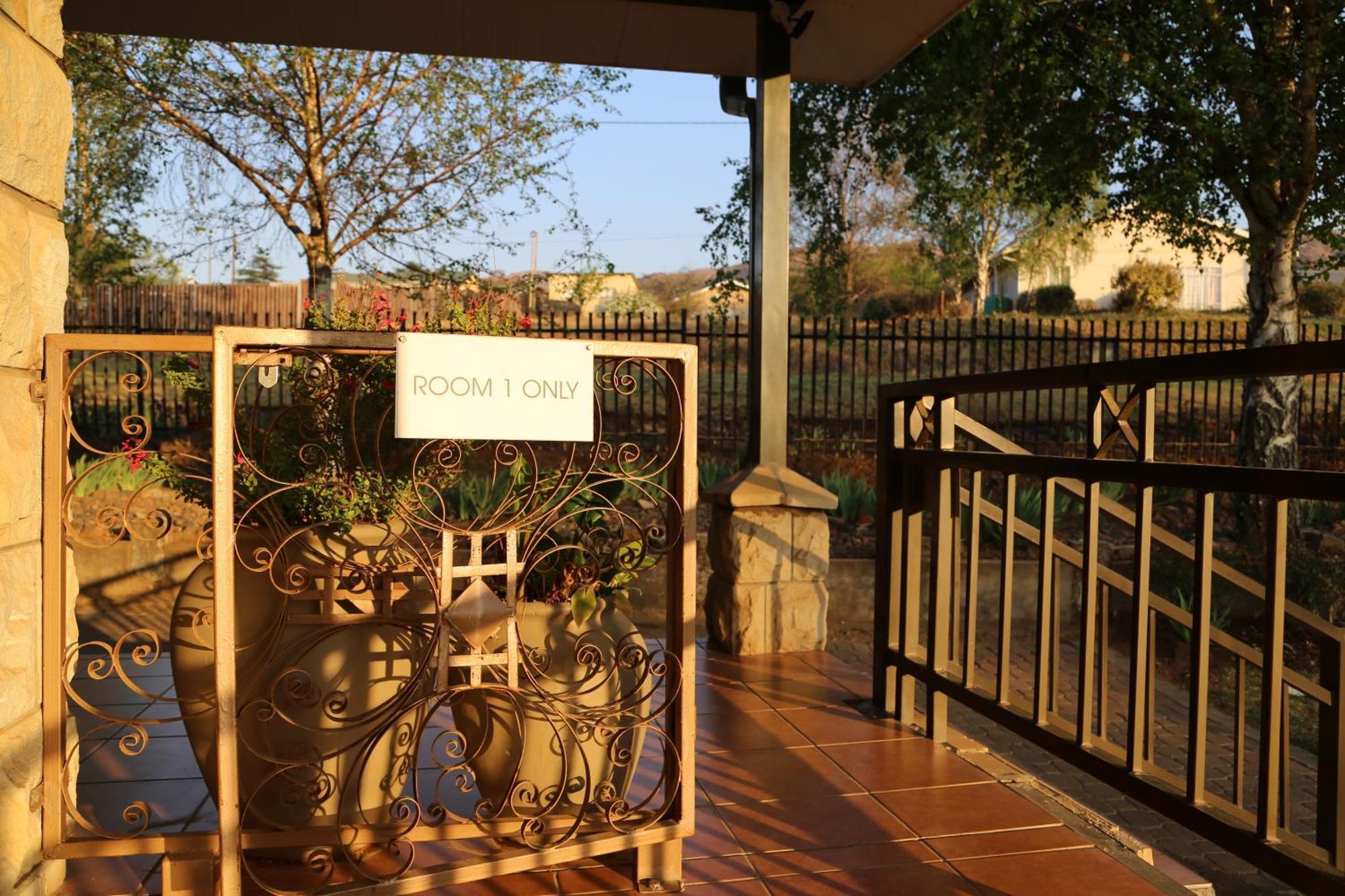 Mt Horeb Manor كلارينس المظهر الخارجي الصورة